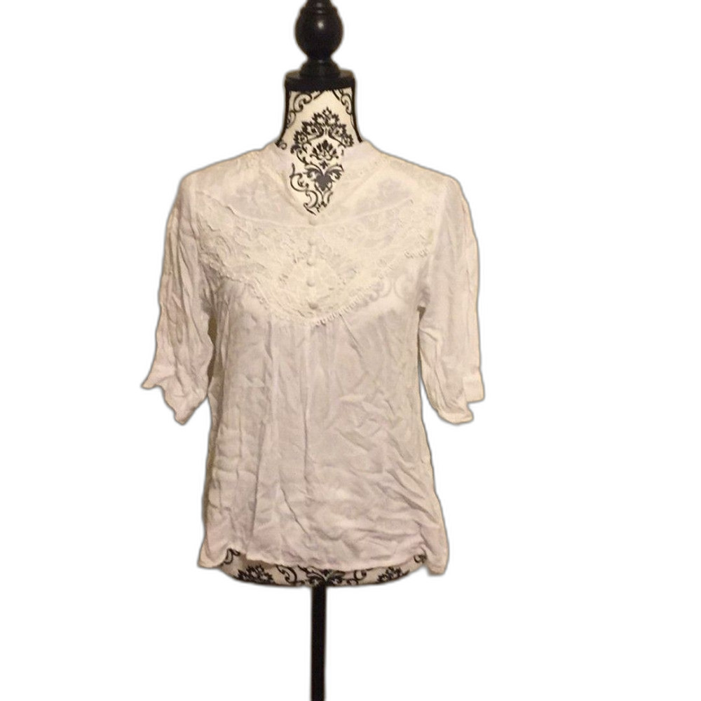 lucky Top with‎ lots of detail